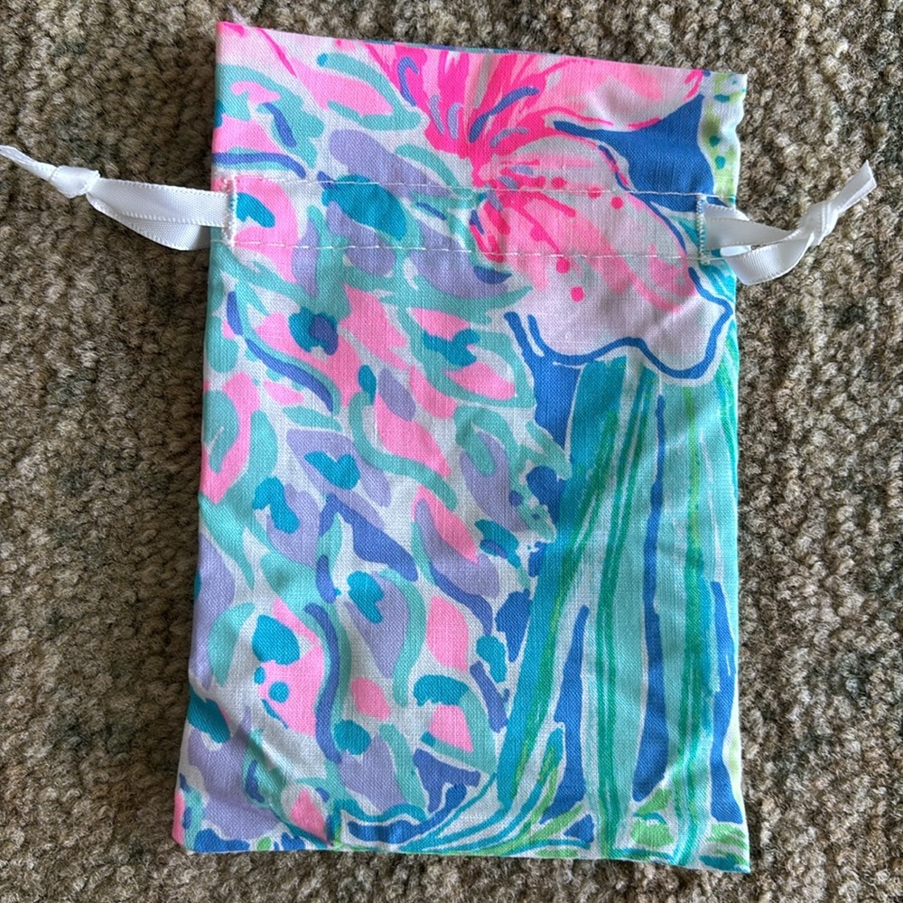 NWOT Lilly Pulitzer Floral Drawstring Pouch - Picture 4 of 5
